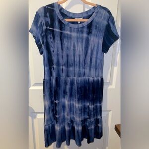 Crown and Ivy Women’s Medium dress navy tie-dye blue casual